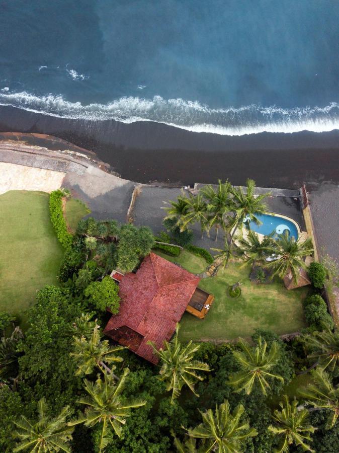 Secret Moon Beach House Jasri 外观 照片