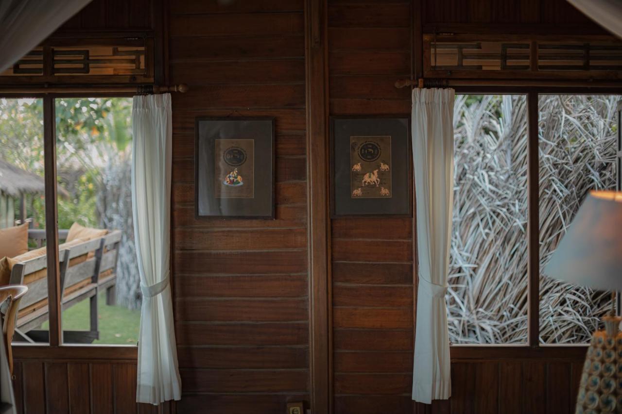 Secret Moon Beach House Jasri 外观 照片