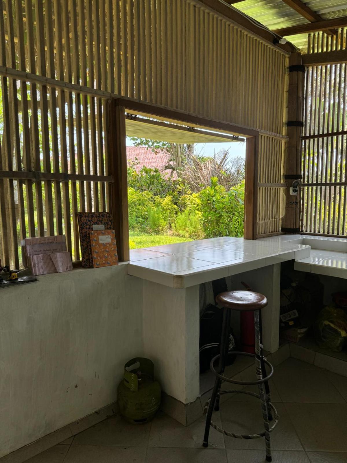 Secret Moon Beach House Jasri 外观 照片