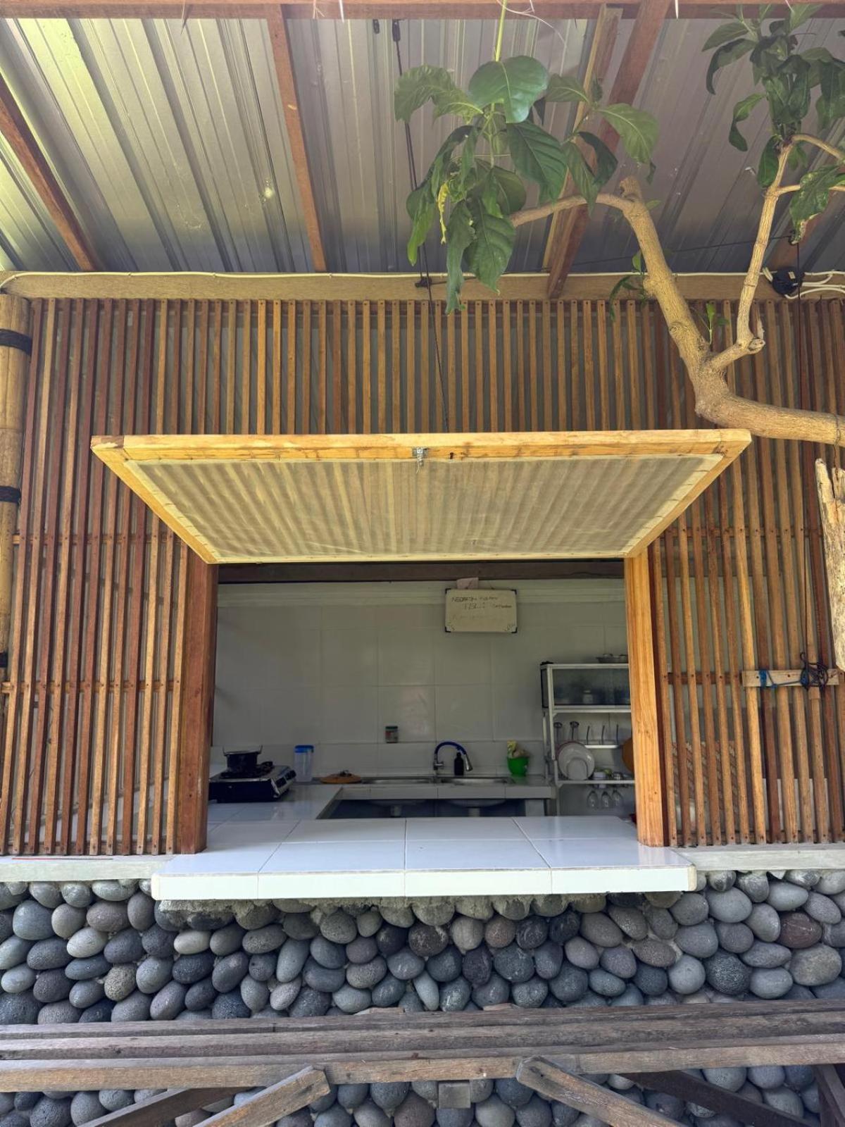 Secret Moon Beach House Jasri 外观 照片